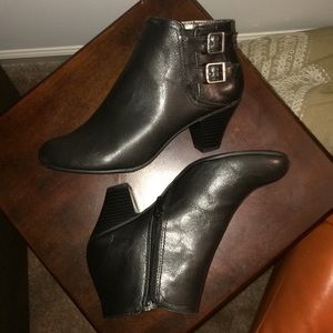 Life stride booties